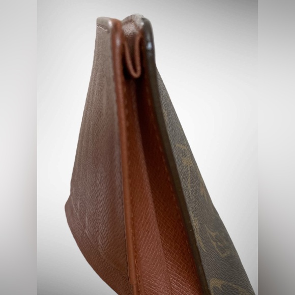 Louis Vuitton Monogram Porto Valeur Cult Credit Card/Billfold - Picture 7 of 16